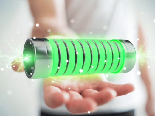 Darstellung einer Batterie in einer Hand.